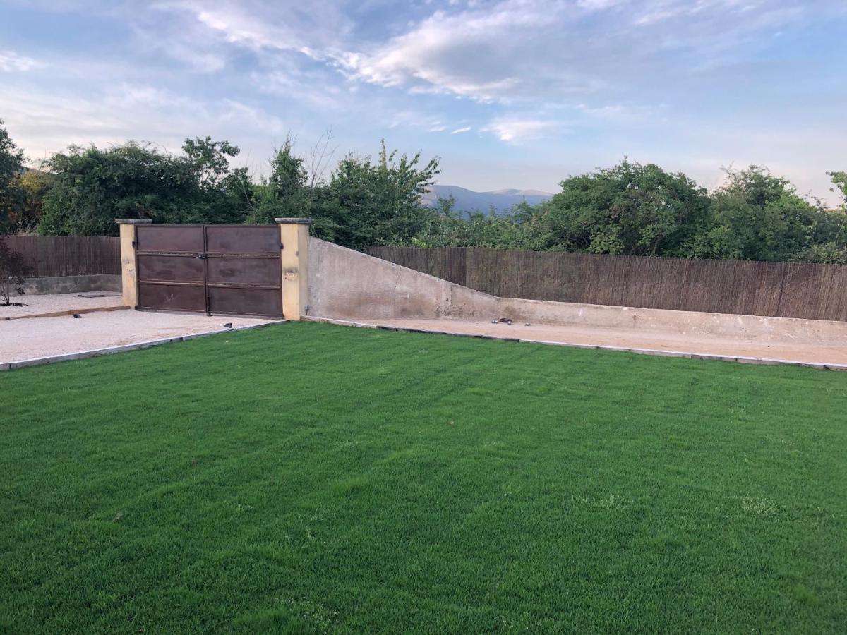 Villa Dans Le Luberon A 2 Km De Lourmarin Lauris Exterior photo